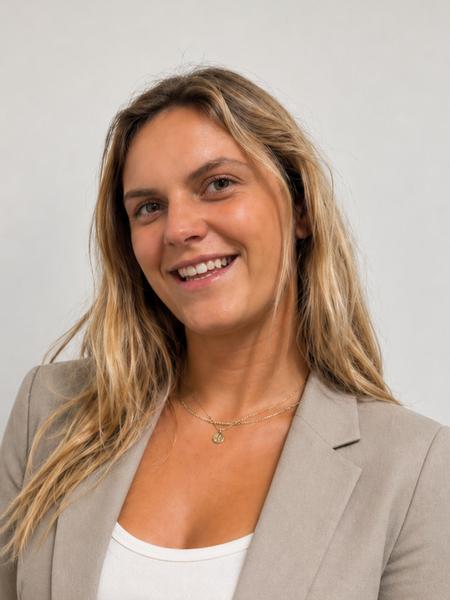 Gaby  Lupini, estate agent
