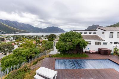 House For Sale in Hout Bay Central, Hout Bay
